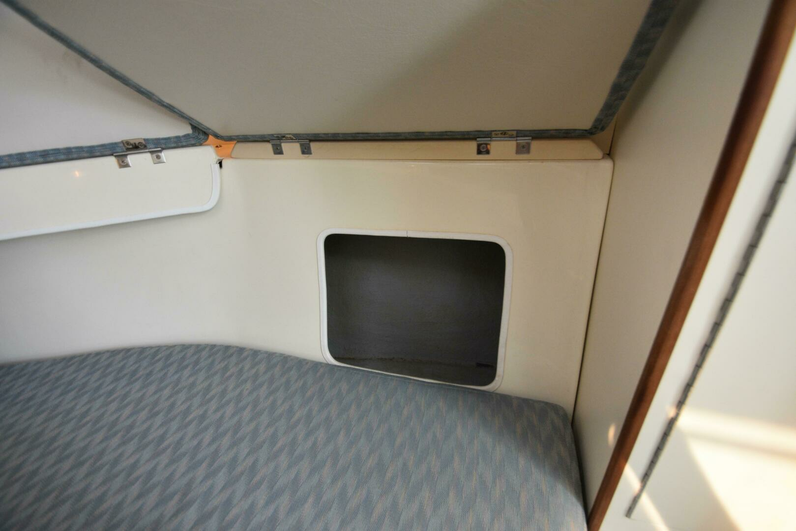 1998 Albin 28 TE Pilothouse - Image 28
