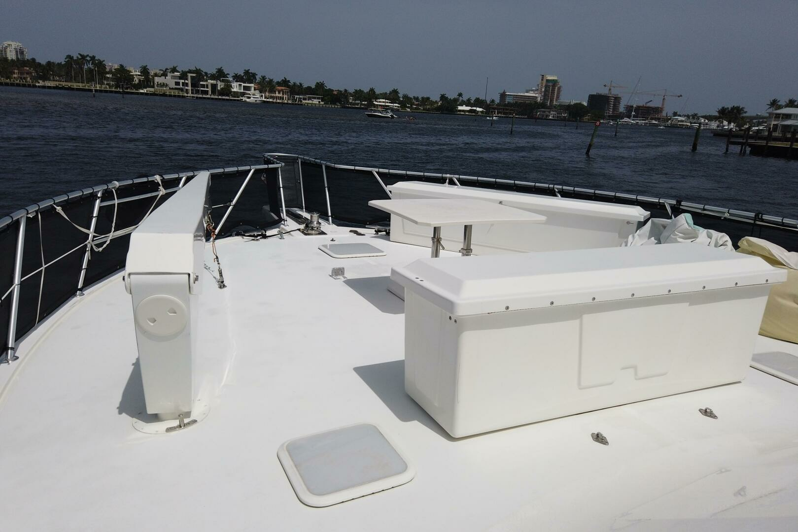 1999 Viking Motoryacht - Image 3