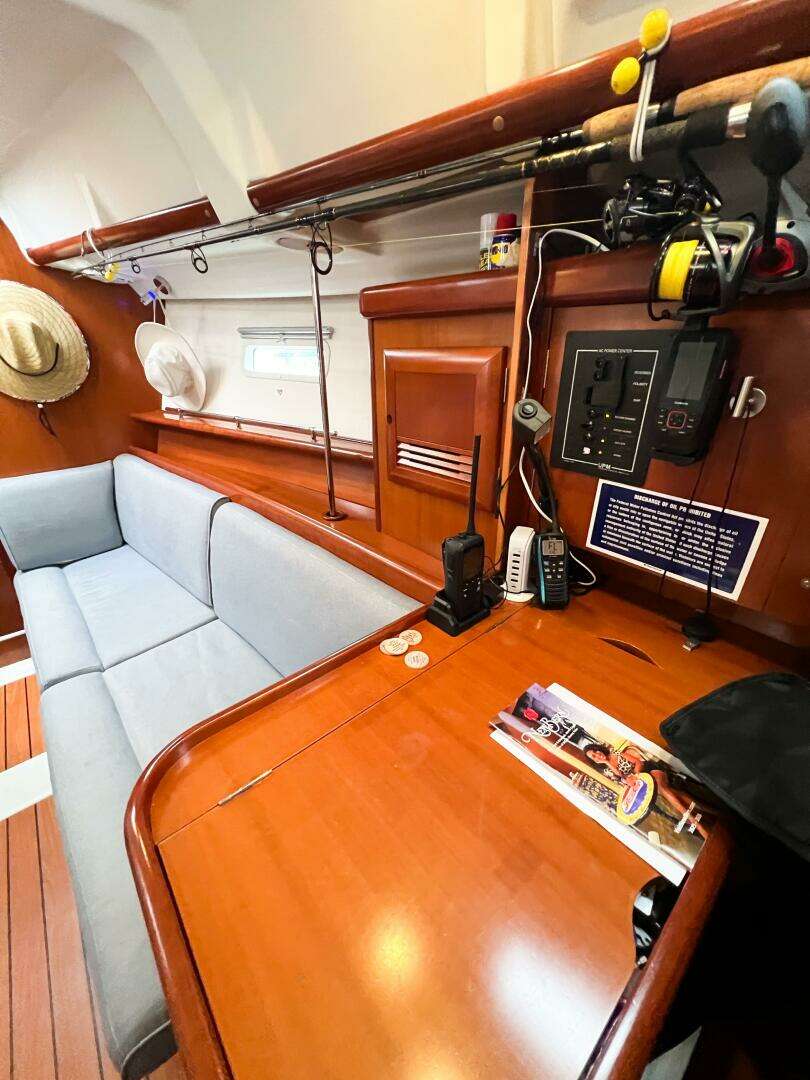 2007 Beneteau 373 - Image 39
