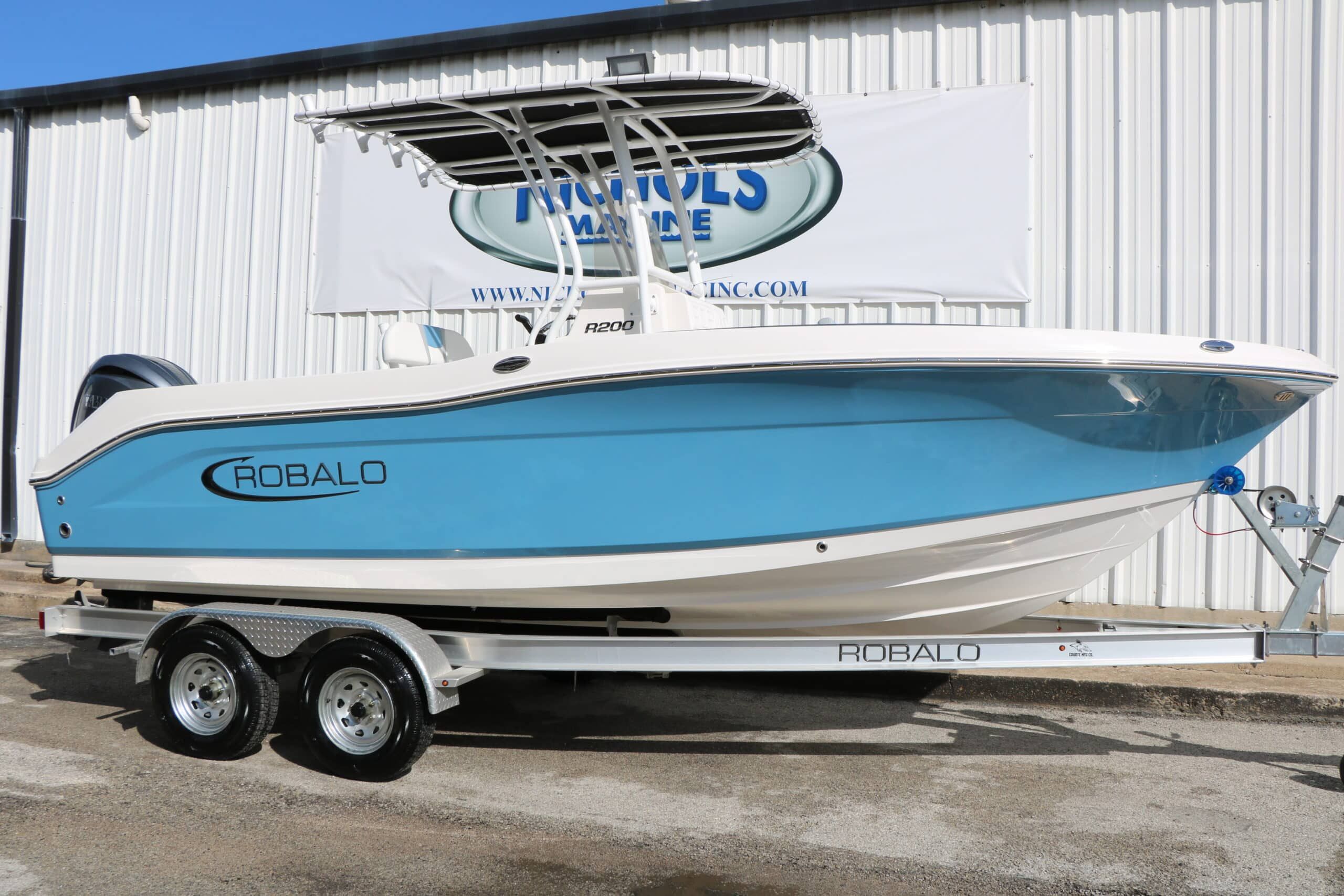2026 Robalo R200 Center Console - 2