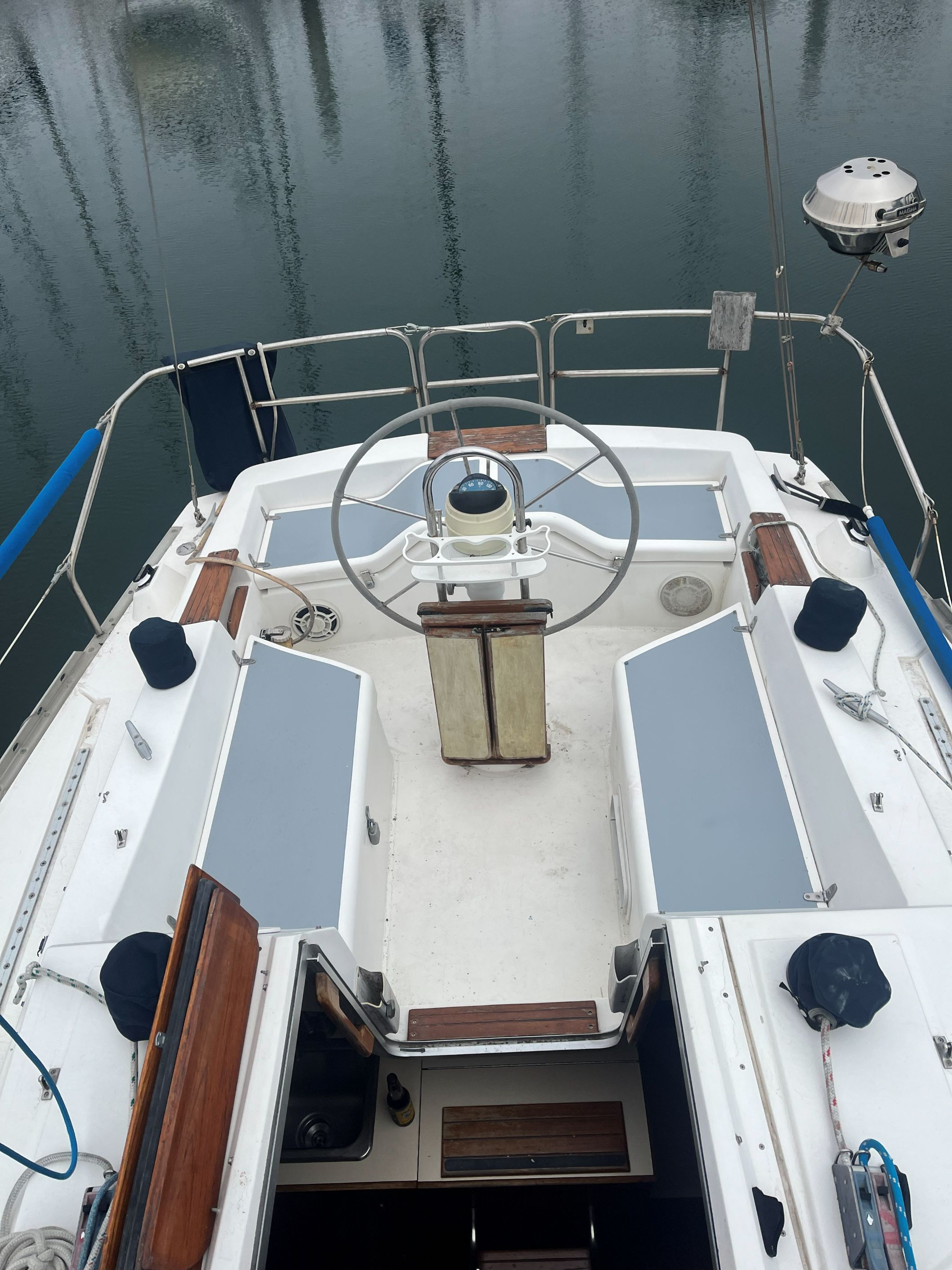 1987 Hunter 31 - 4