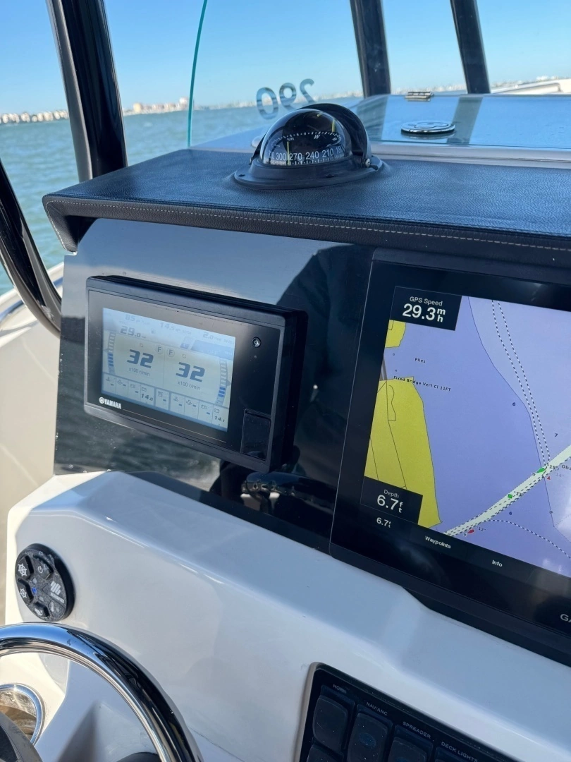 2021 Sailfish 29 Center Console - Image 12