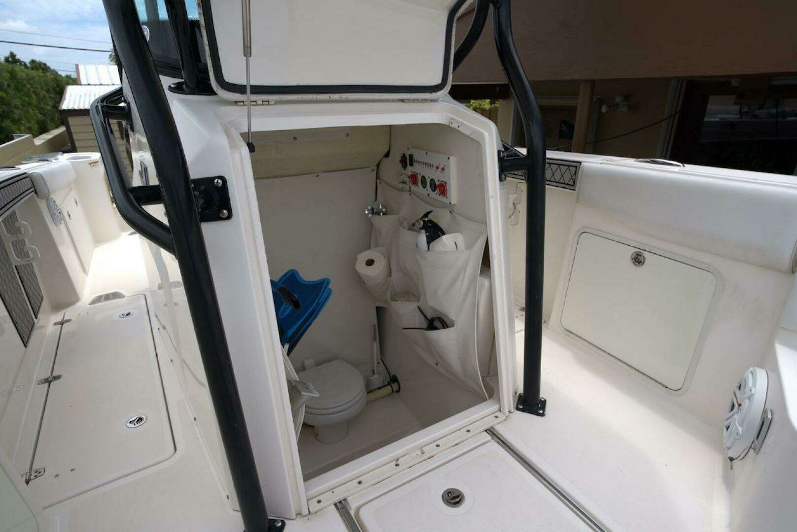 2018 Wellcraft 262 Fisherman - Image 8