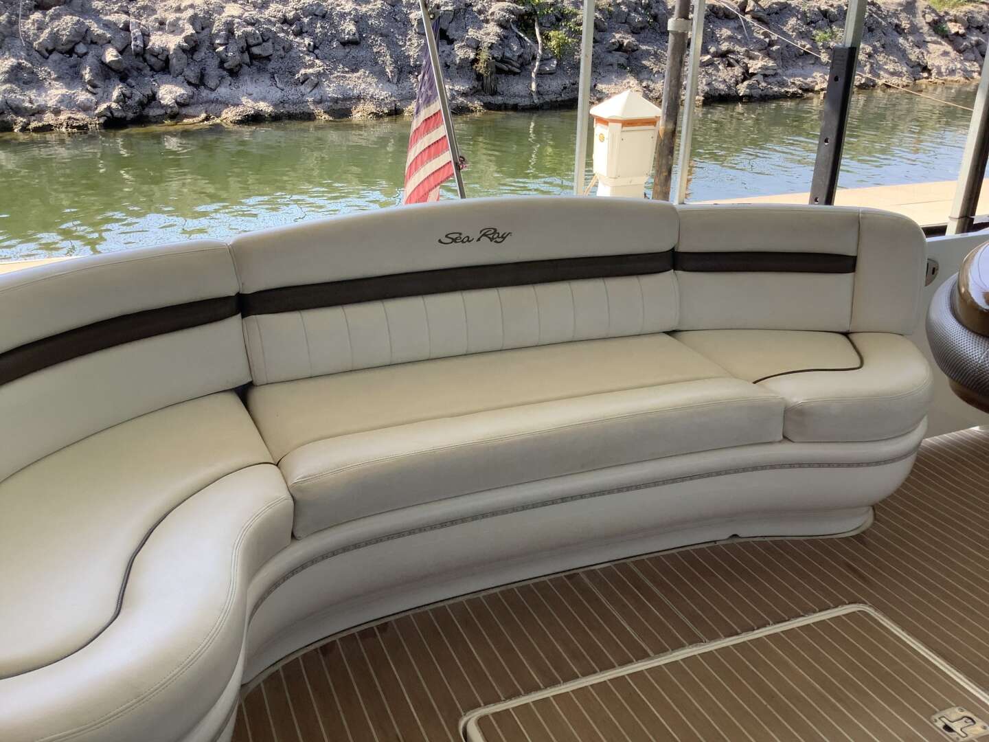 2007 Sea Ray 52 SUNDANCER - Image 26
