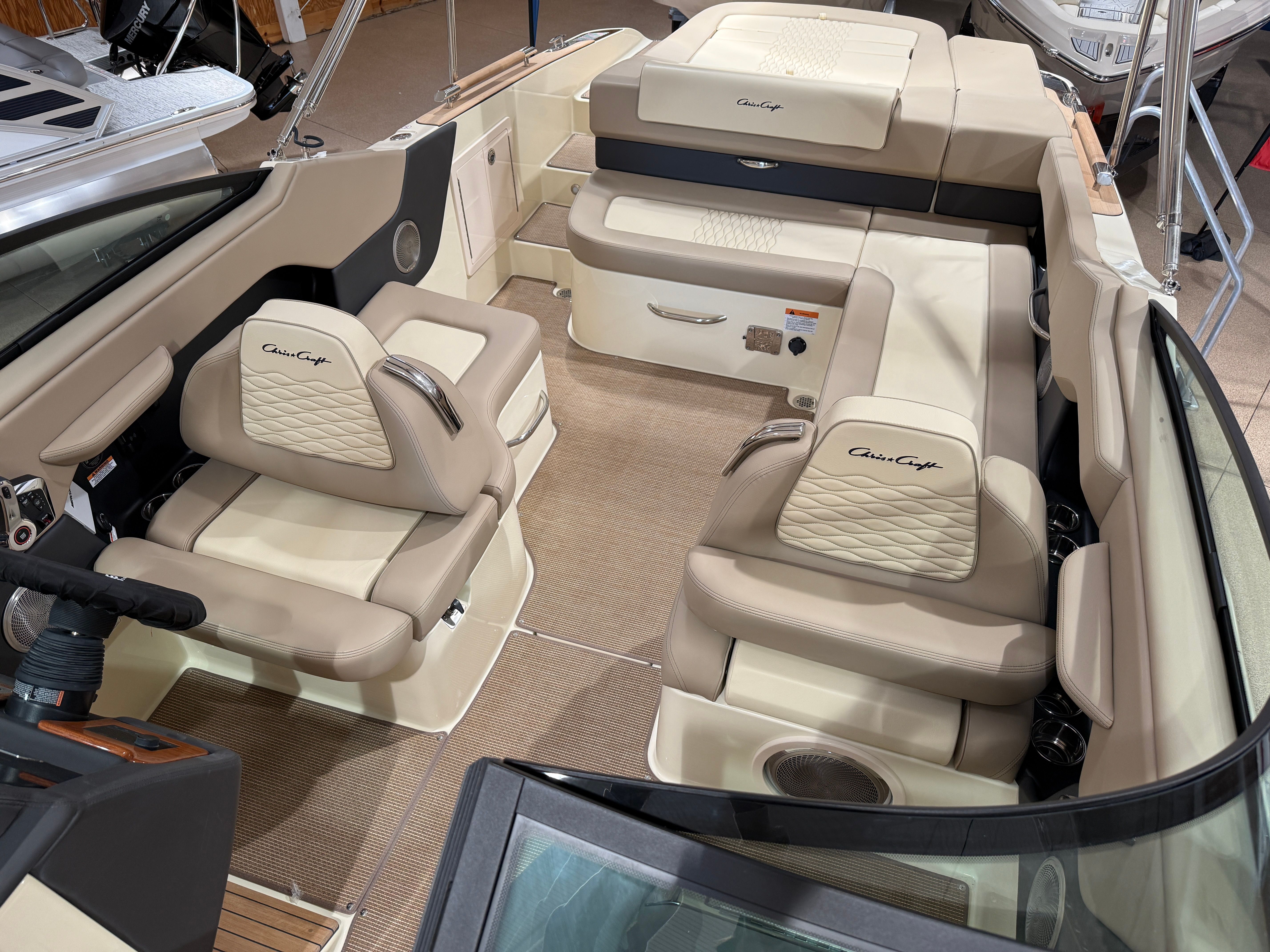2025 Chris-Craft Sportster 28 - 16