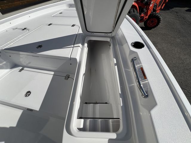 2026 Sportsman Masters 227 Bay Boat - 16