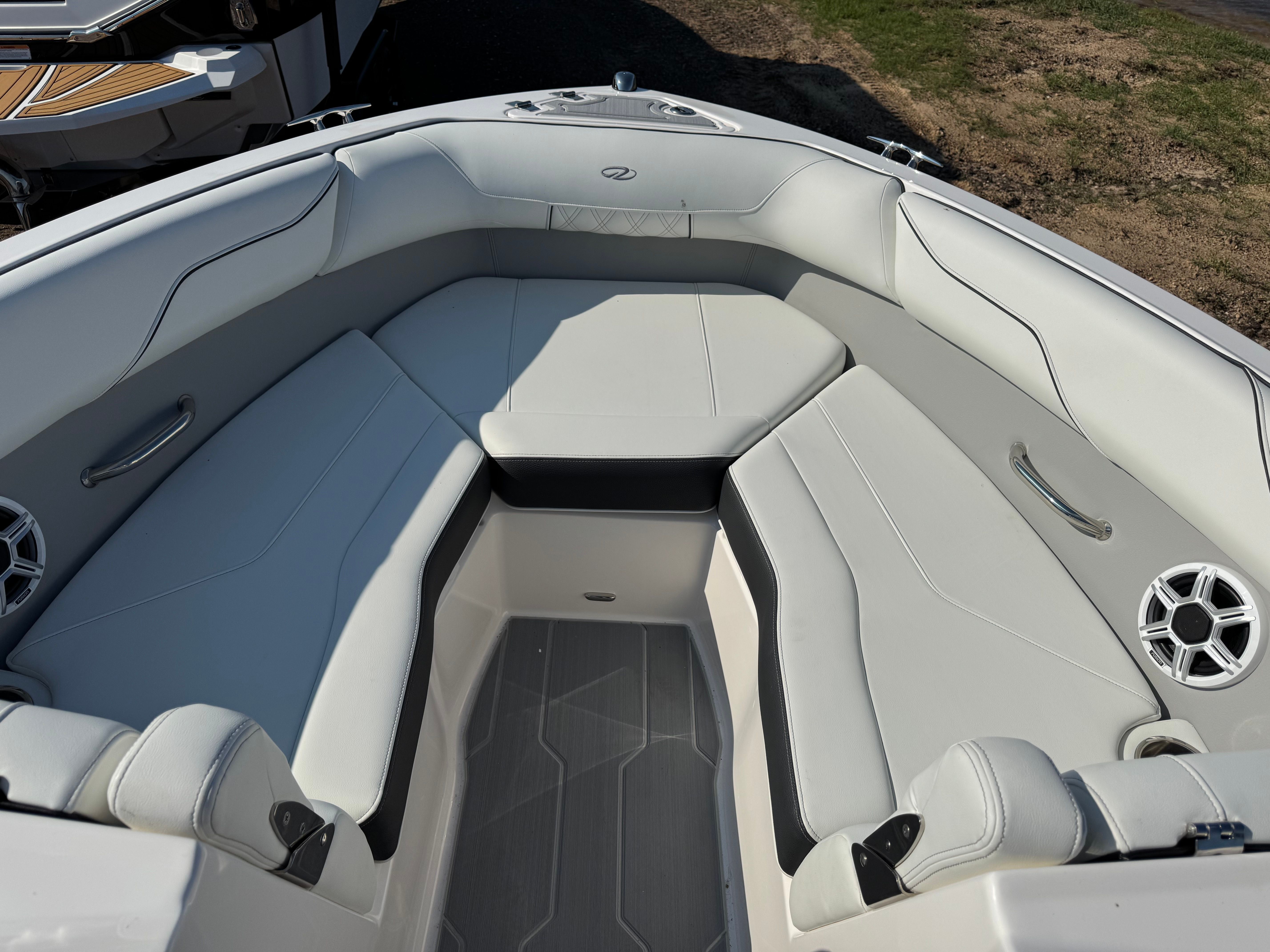 2026 REGAL LS2 SURF - Image 10
