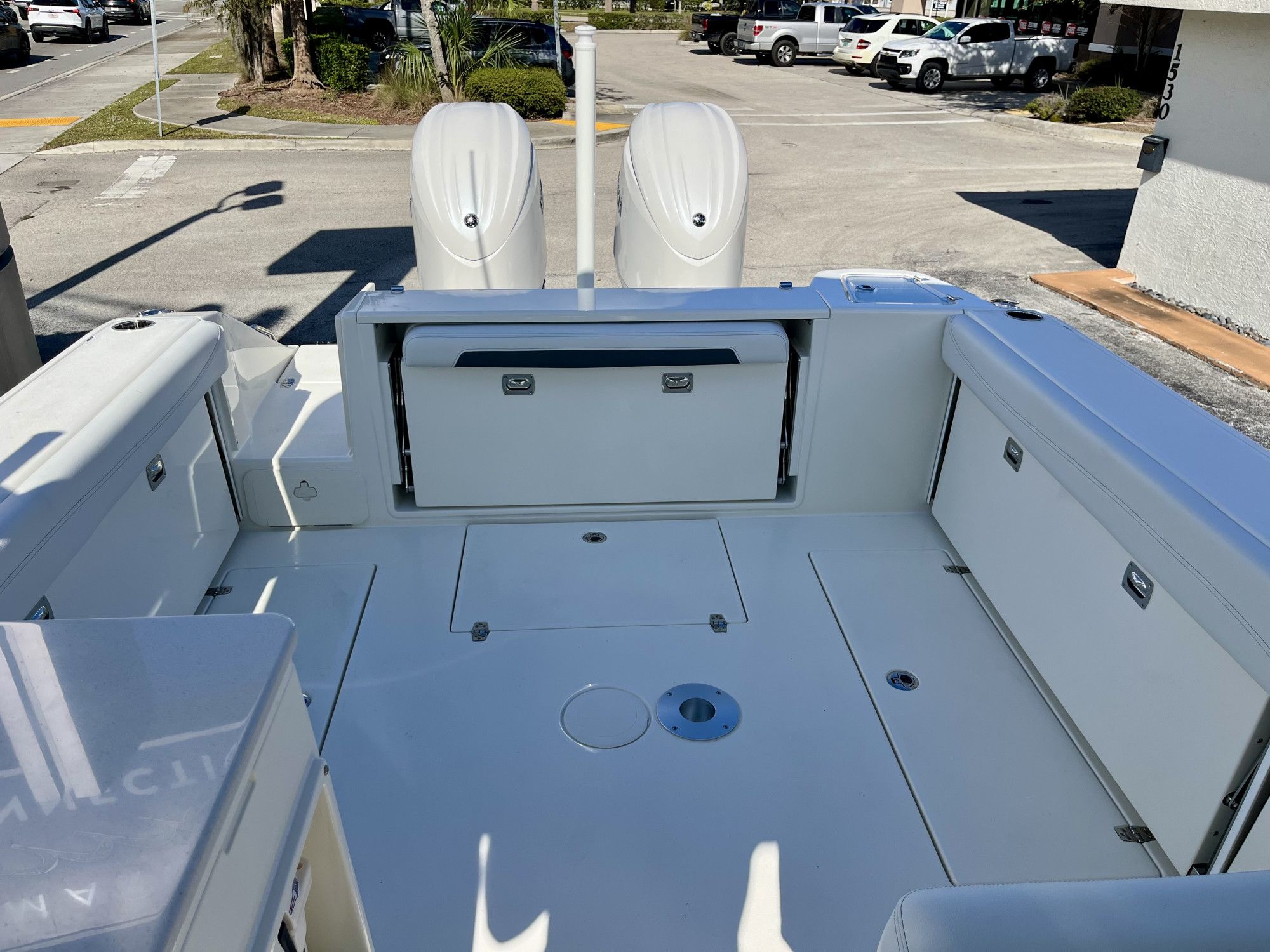 2026 Cobia 280 Dual Console - 28