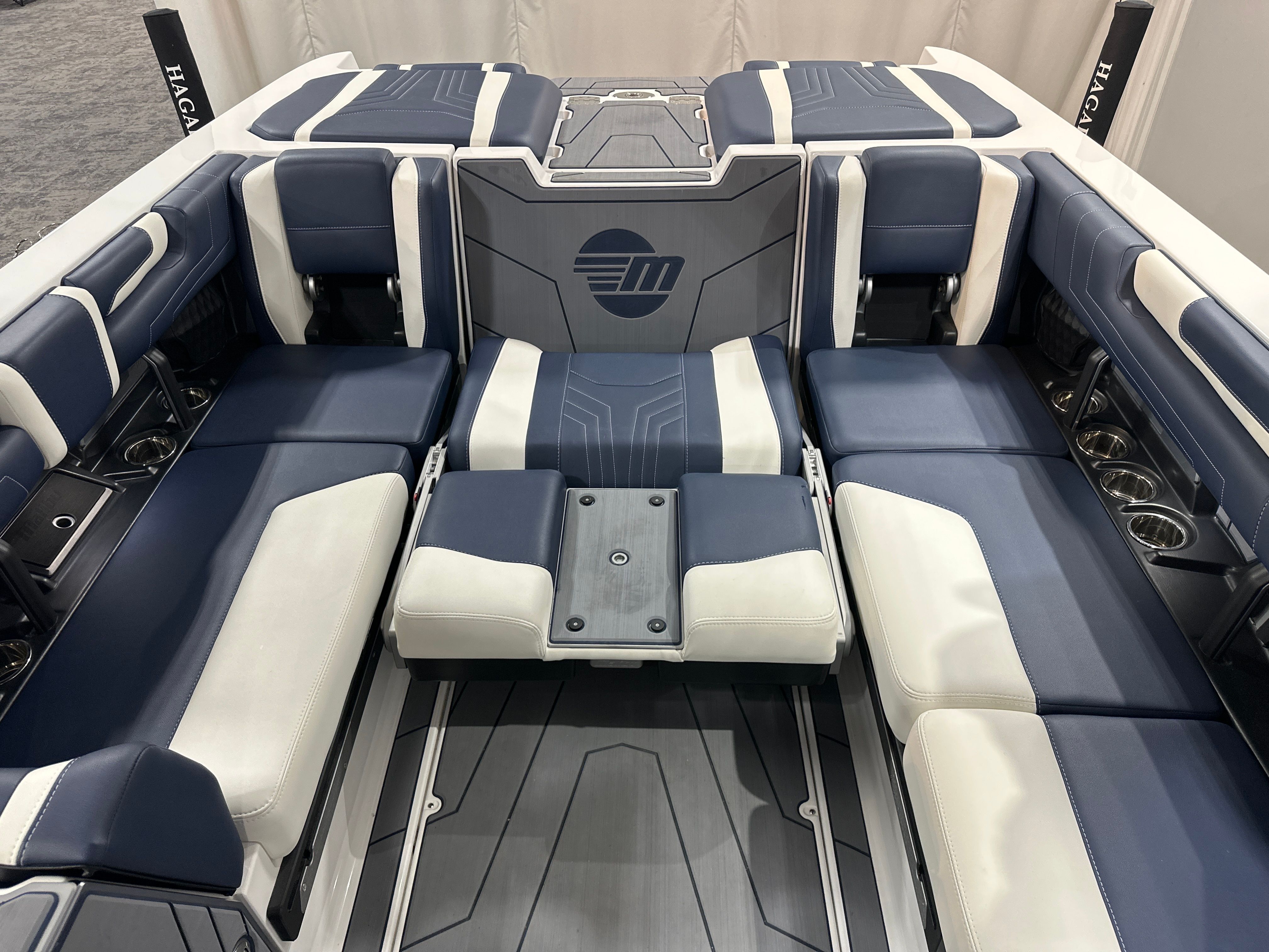 2025 Malibu Wakesetter 25 LSV - 21