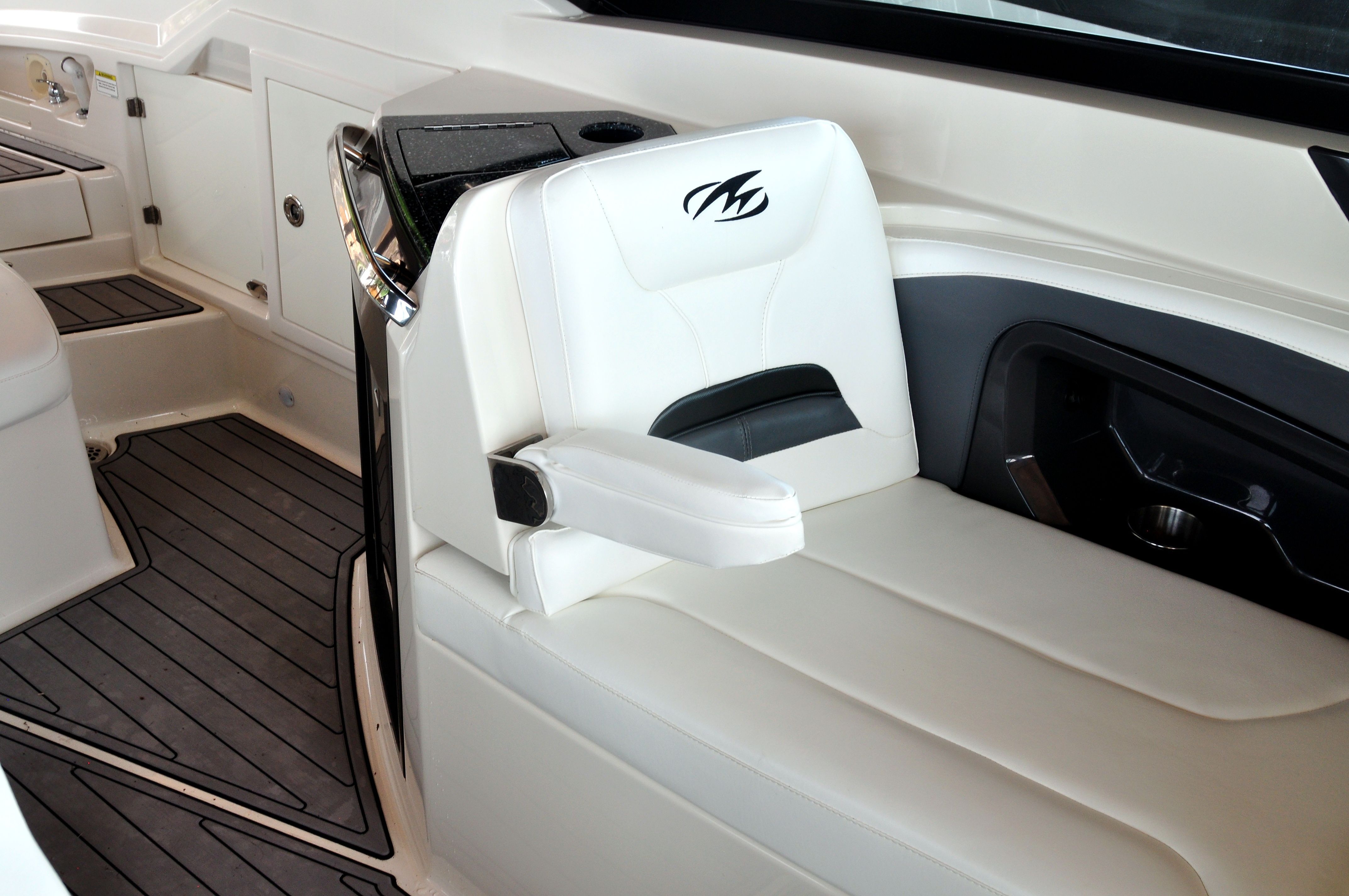 2014 Monterey 328SS Super Sport - 55