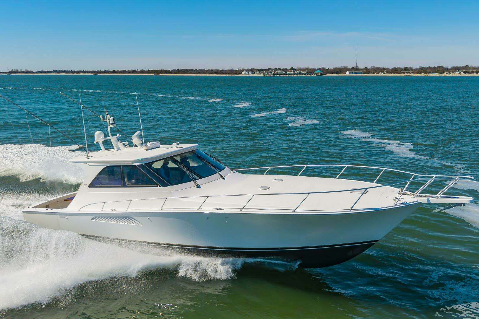2010 Viking 52 Sport Coupe - Image 9