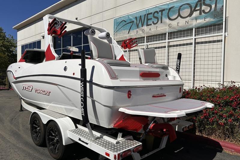 2023 MB SPORTS F22 Tomcat Alpha boat at West Coast Boat Center.