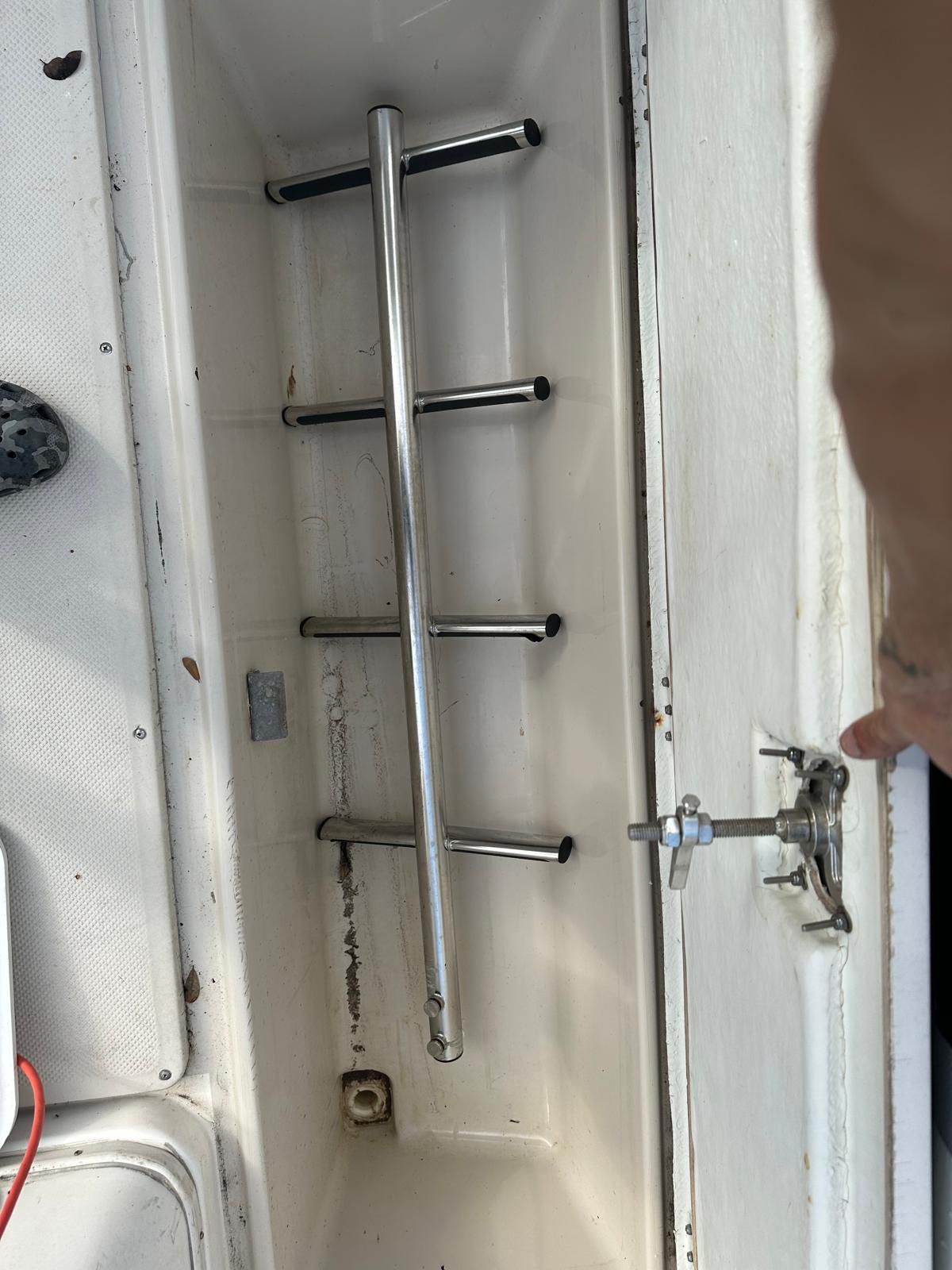 1998 Robalo 2440 Robalo - 10