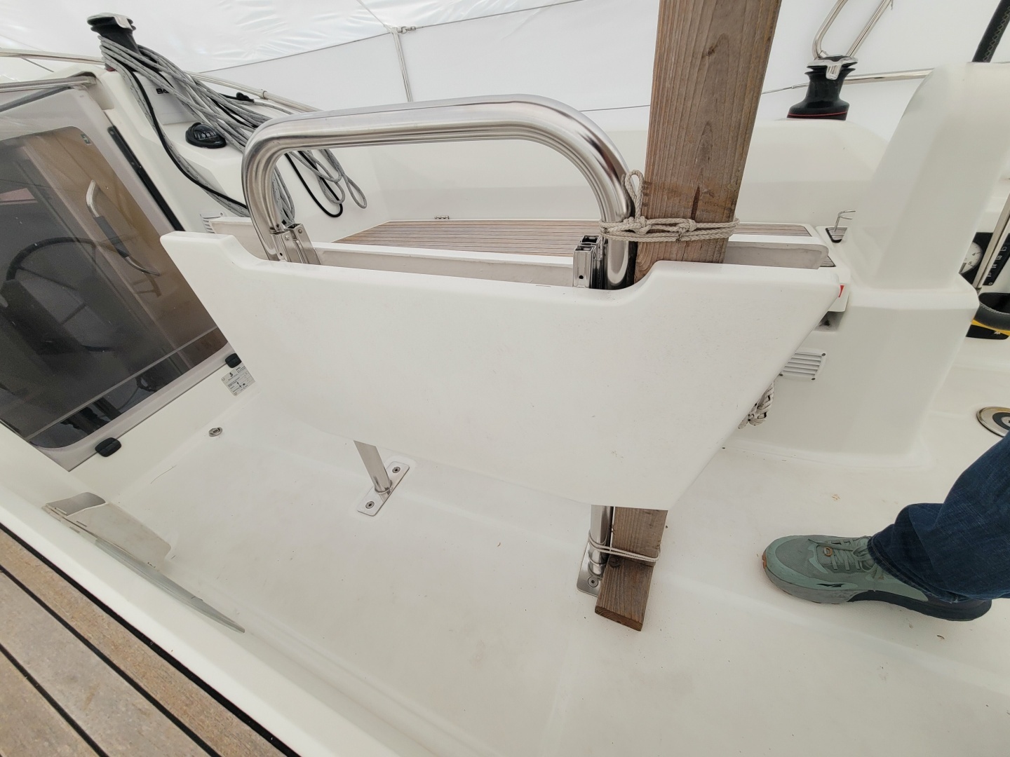 2020 Beneteau 30.1 - Image 17