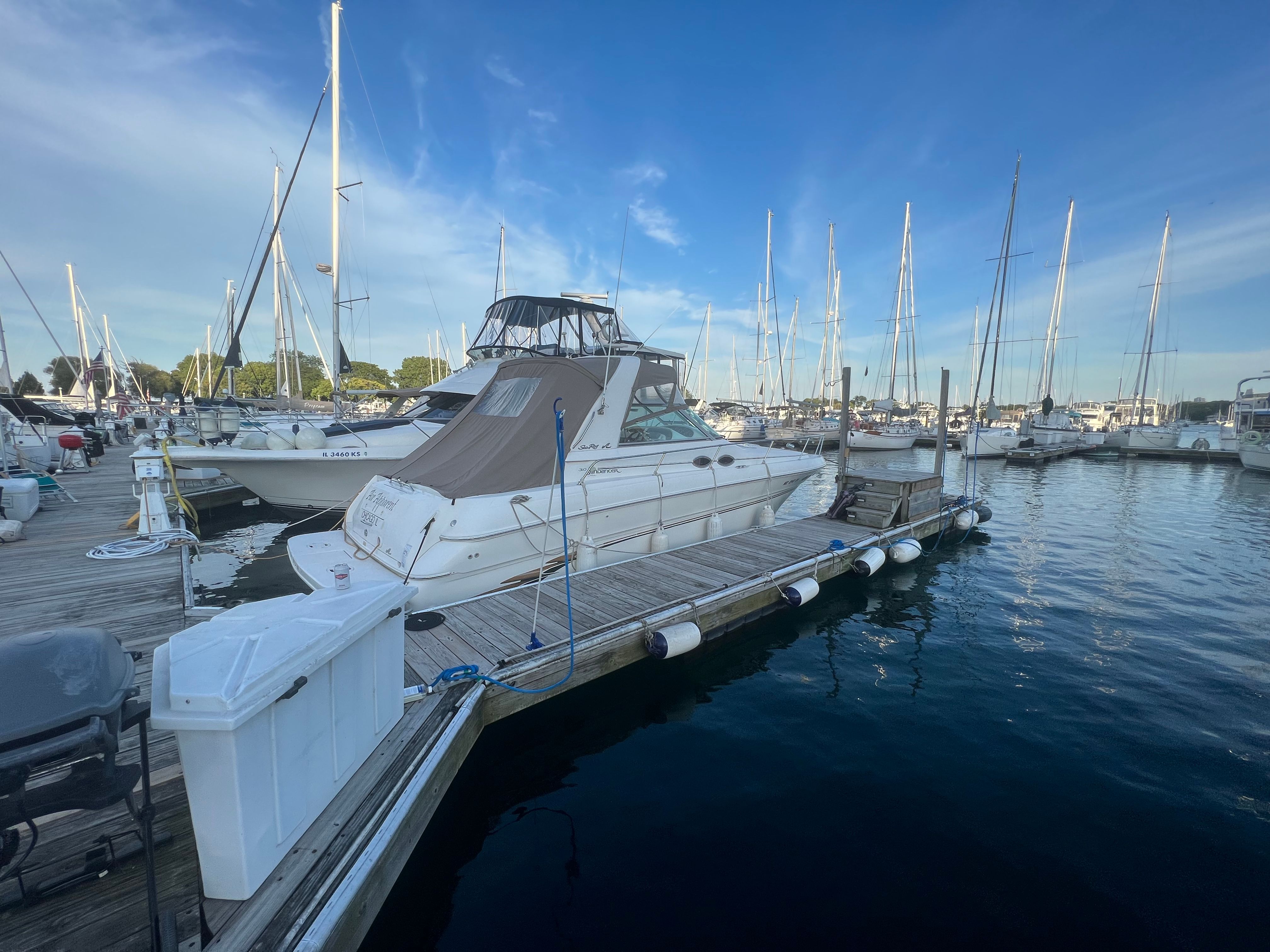 1999 Sea Ray Sundancer 310