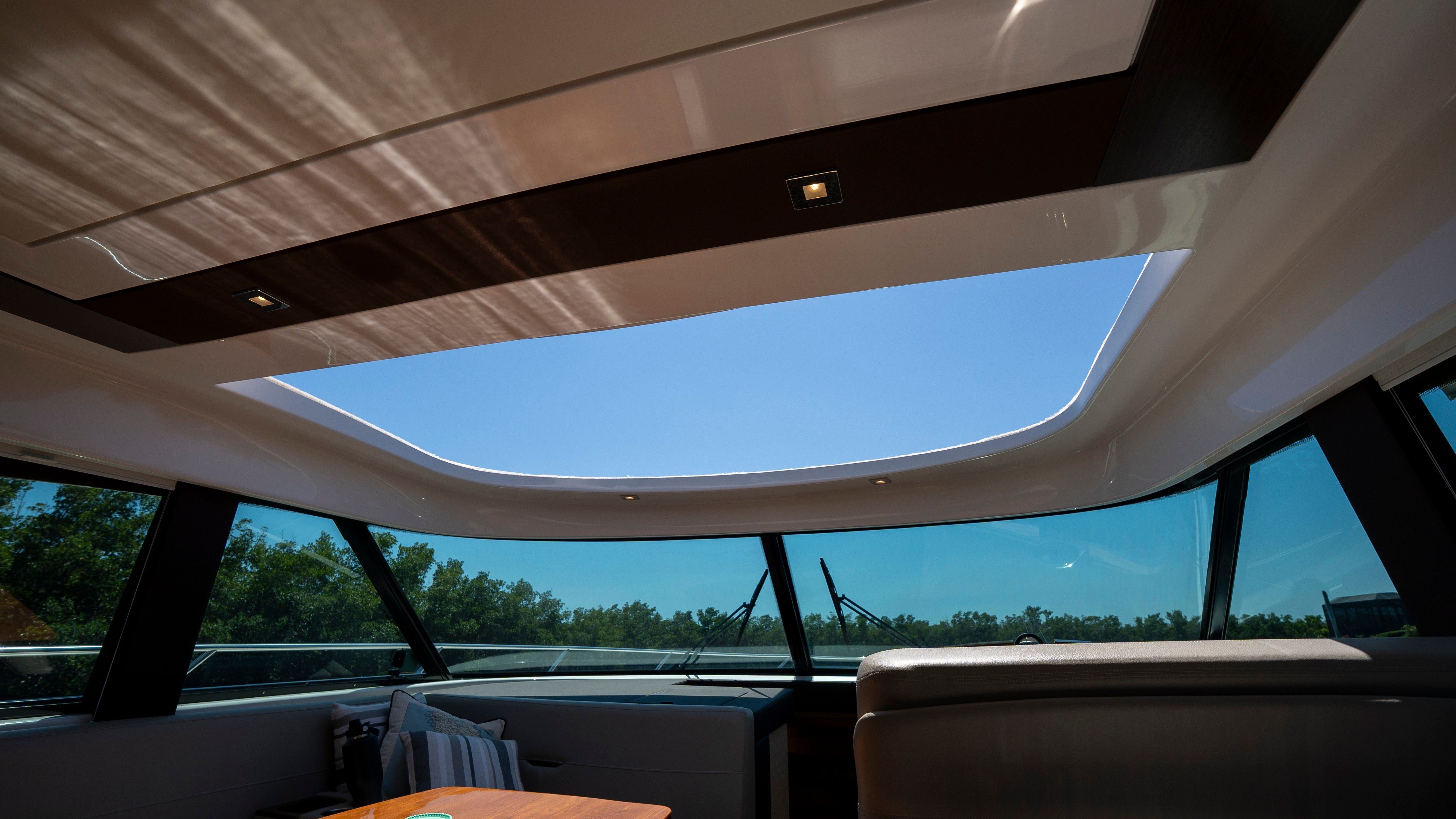 2018 Tiara Yachts 44 Coupe - 62
