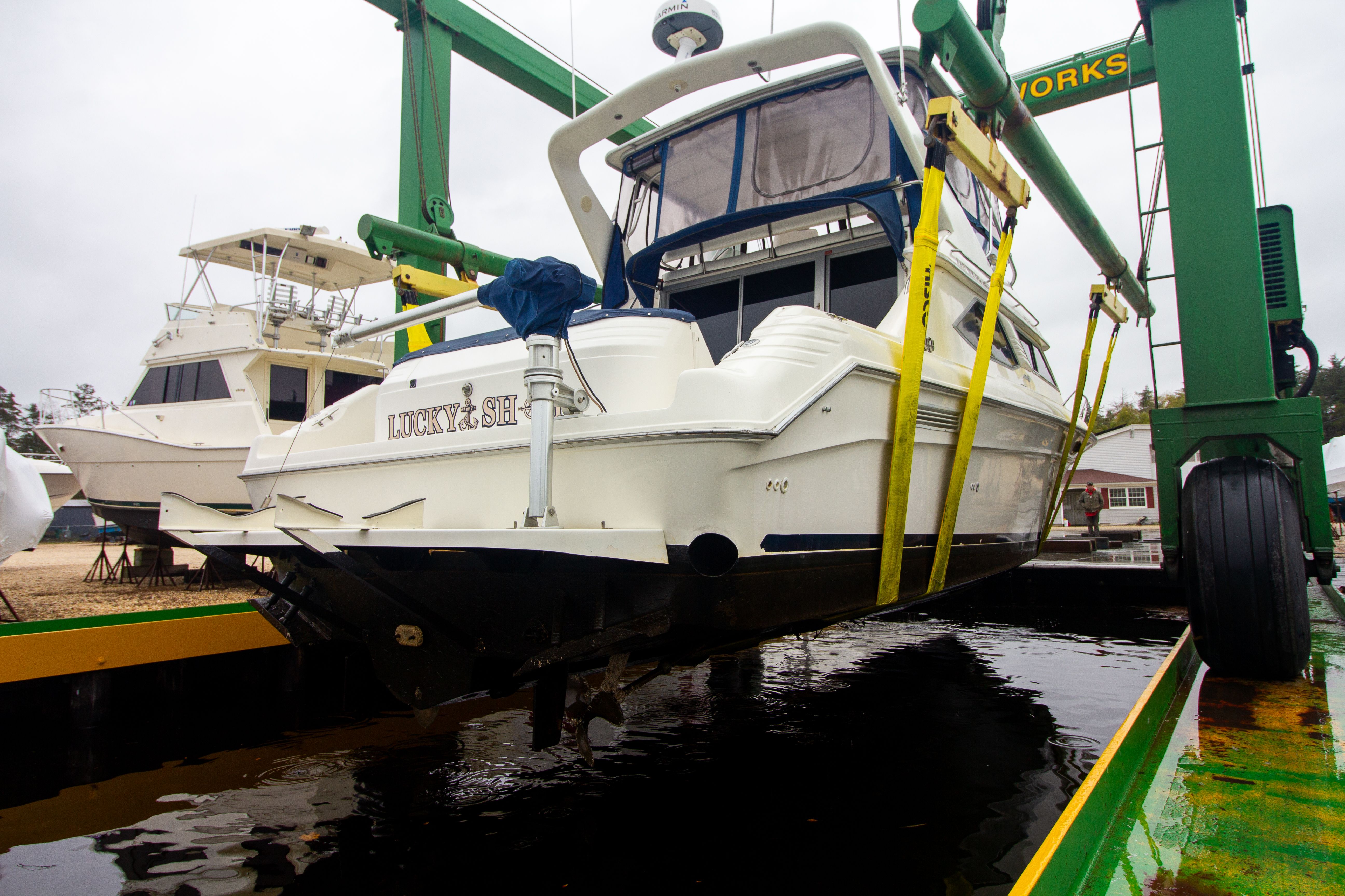 1993 Sea Ray 440 Express Bridge - 11
