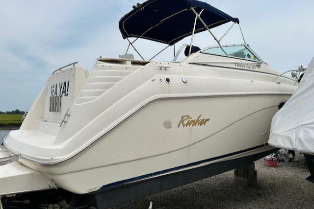 2001 Rinker 270 Fiesta Vee