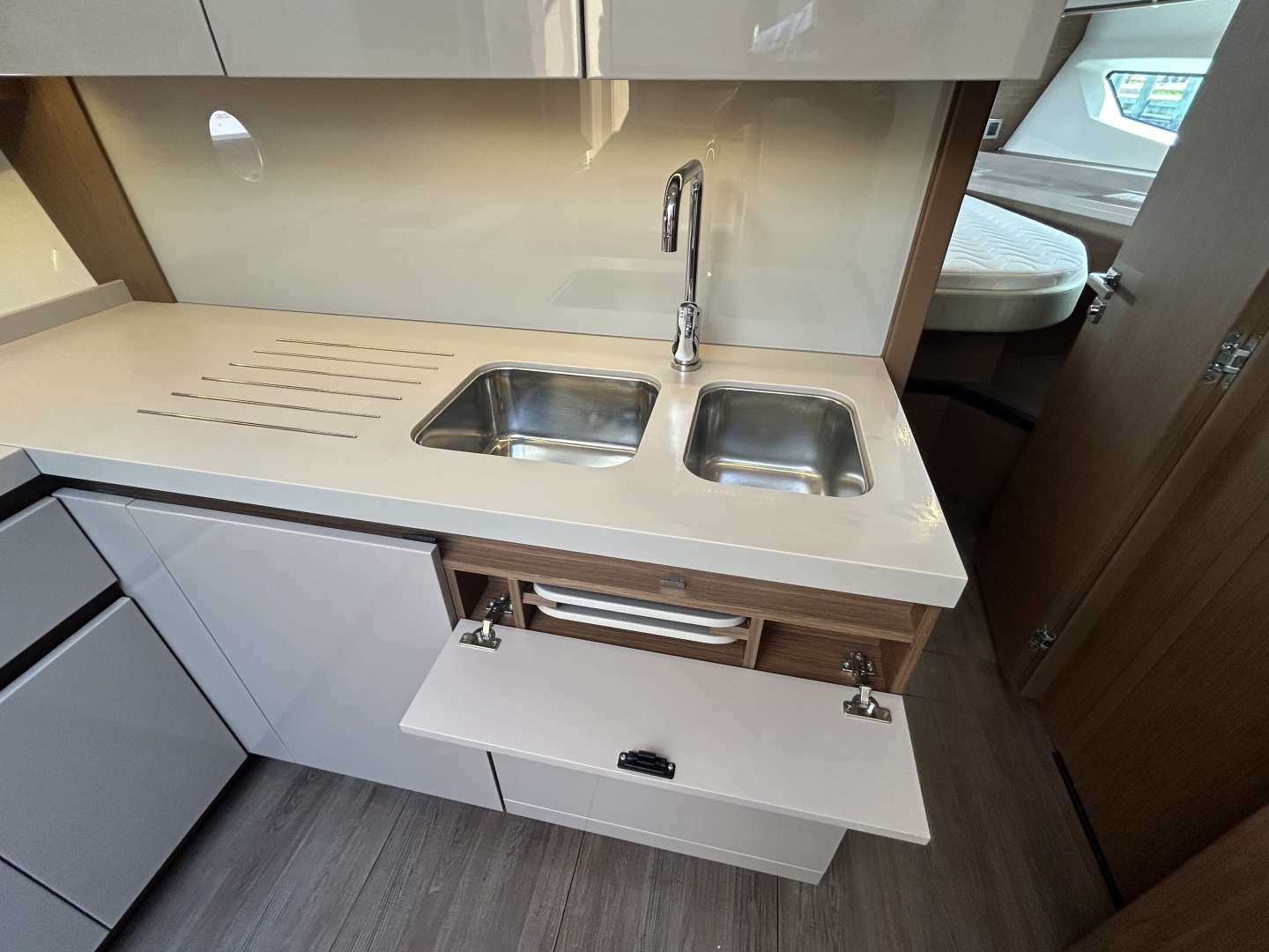 2018 Beneteau 50 GRAN TURISMO - Image 26