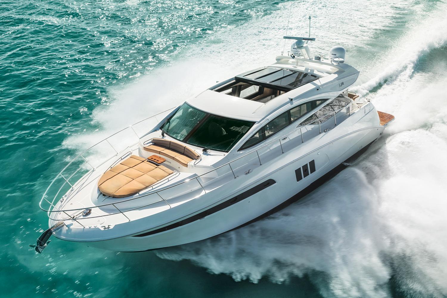 2016 Sea Ray L590