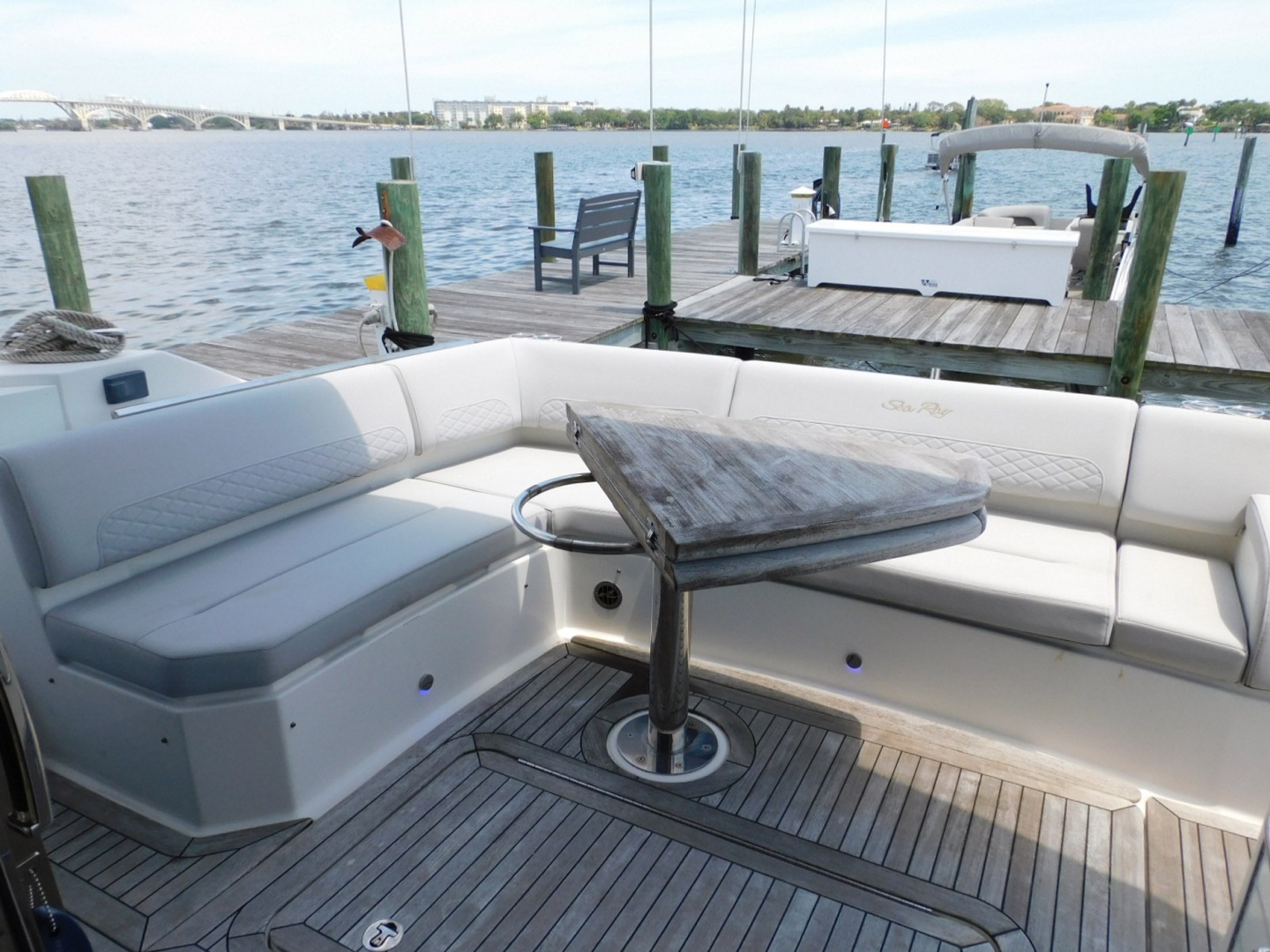 2019 Sea Ray 550L - Image 26