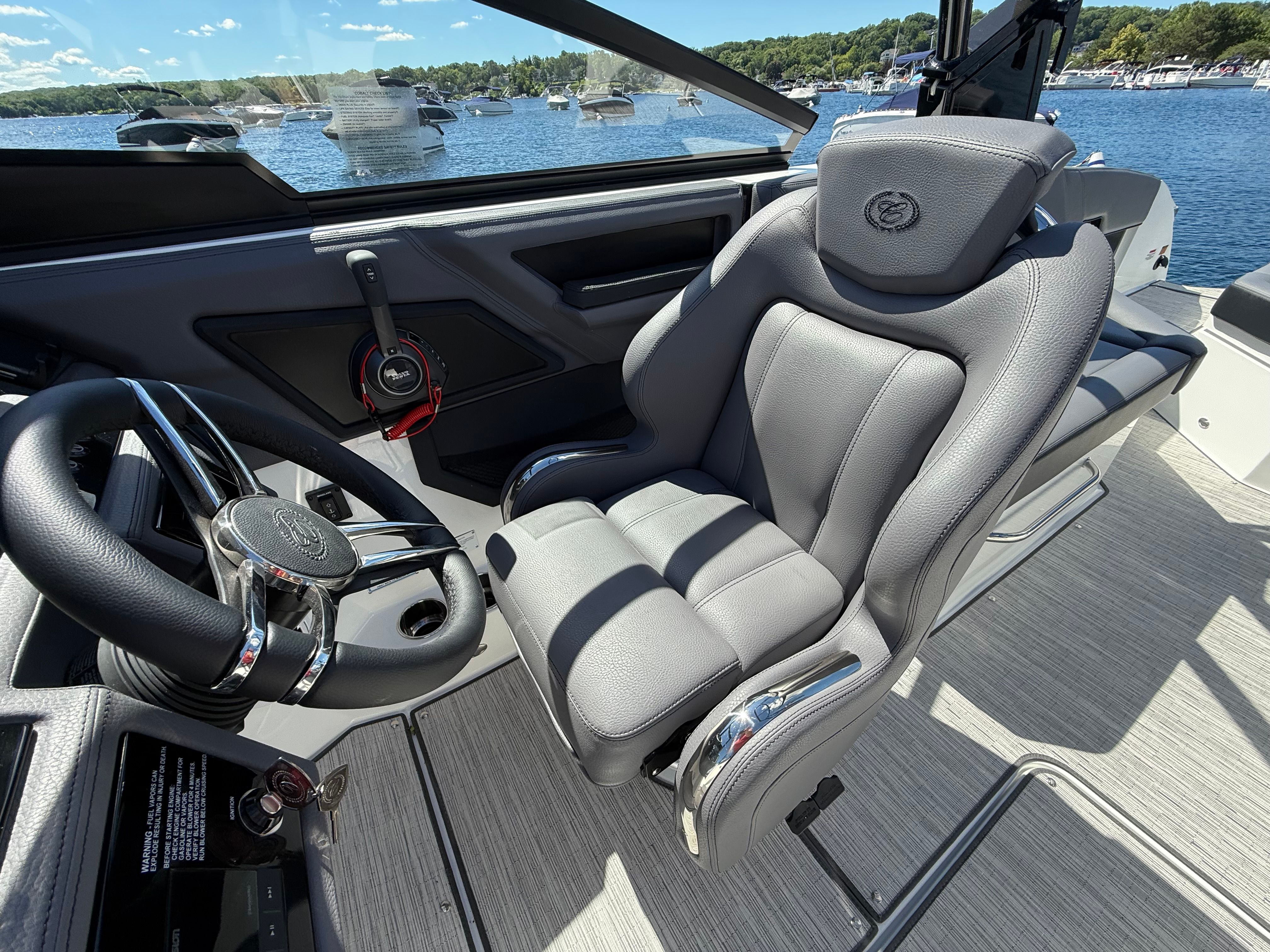 2026 Cobalt R8 Surf - 20
