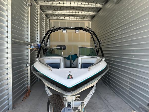 1993 MasterCraft Maristar 225