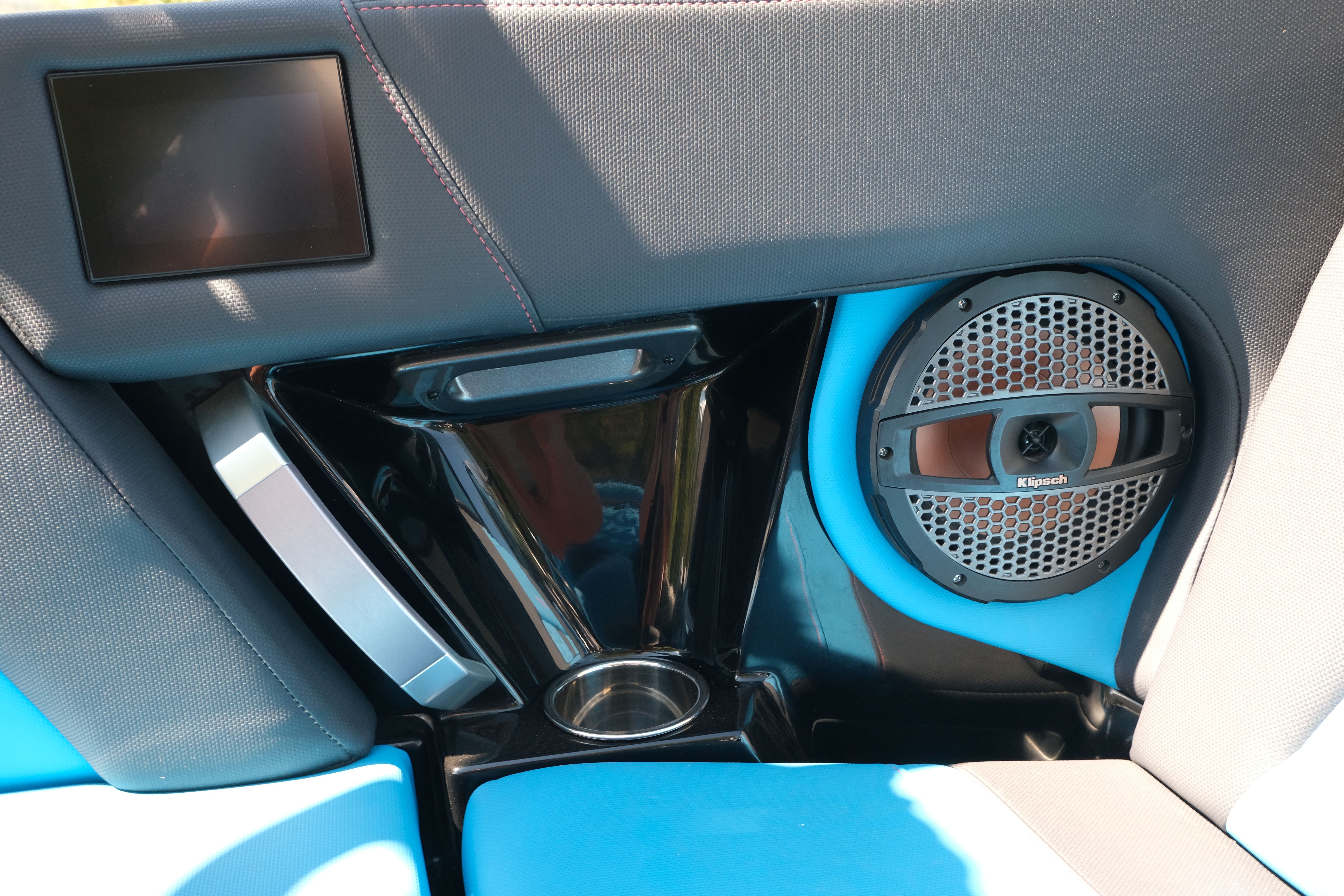 2023 MasterCraft X22 - 25