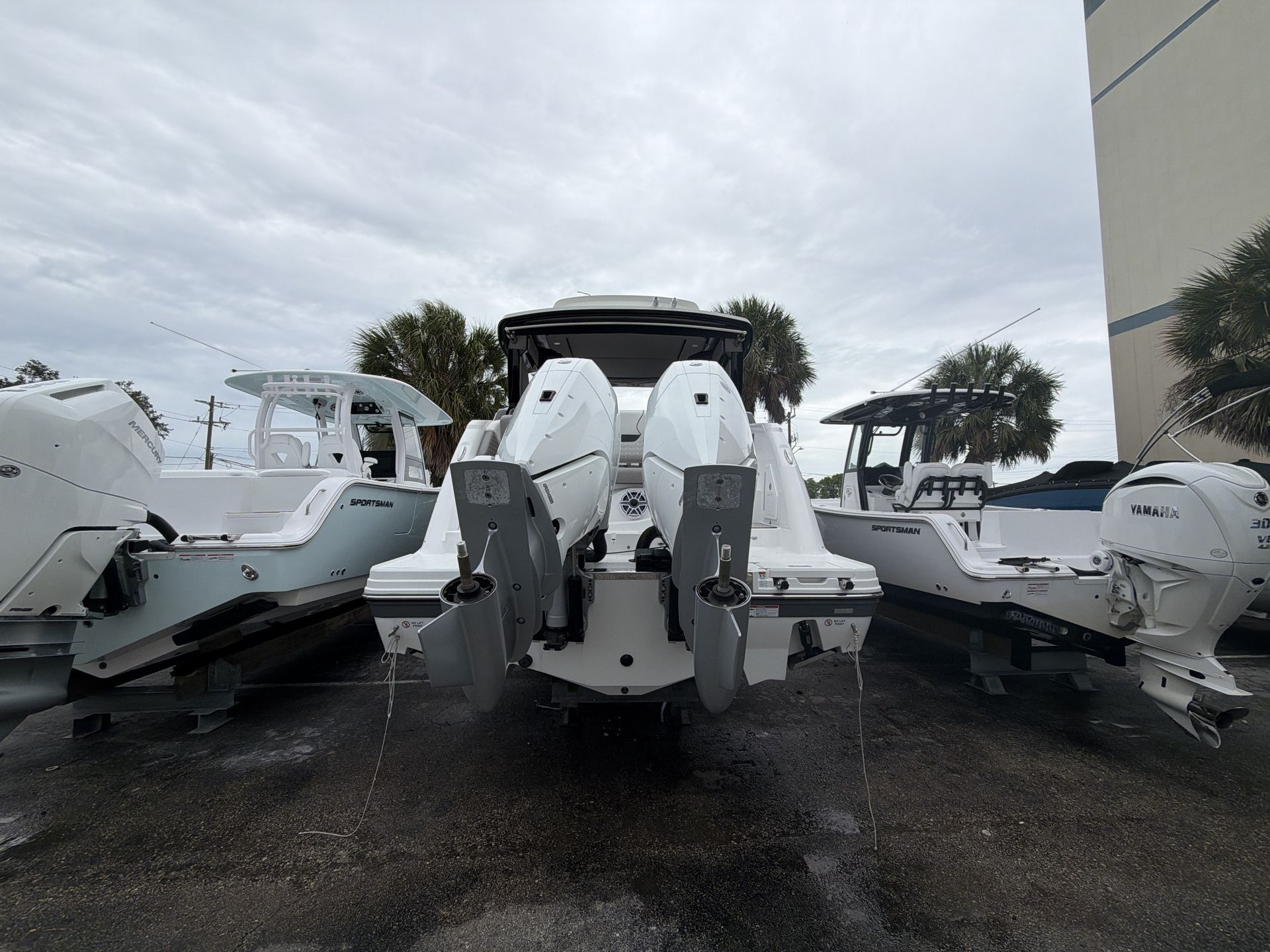 2026 Hurricane 3200SD - 12