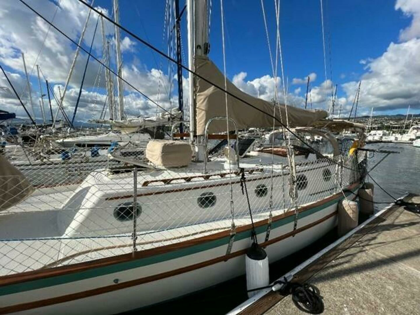 1986 Pacific Seacraft 37 - Image 3