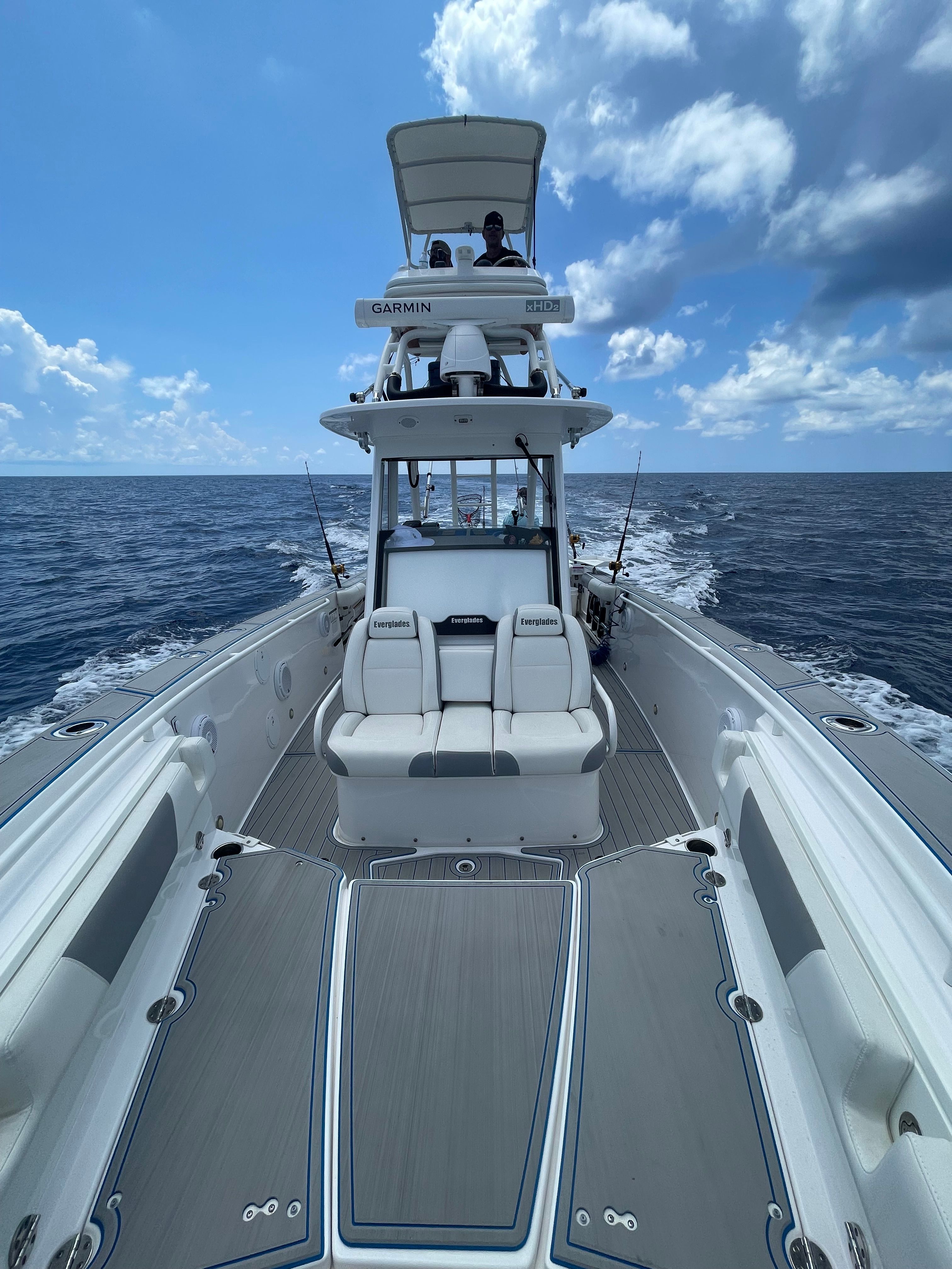 2017 Everglades 325 Center Console - 45