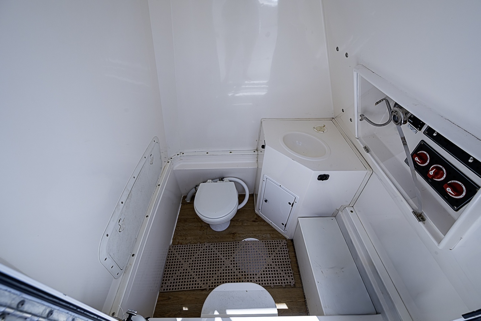 2008 Buddy Davis Center Console - Image 13