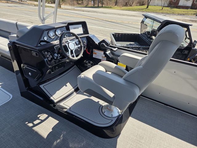 2026 Crest Caribbean 250 Double-Decker Tri-Toon w/250hp, Trai - 21