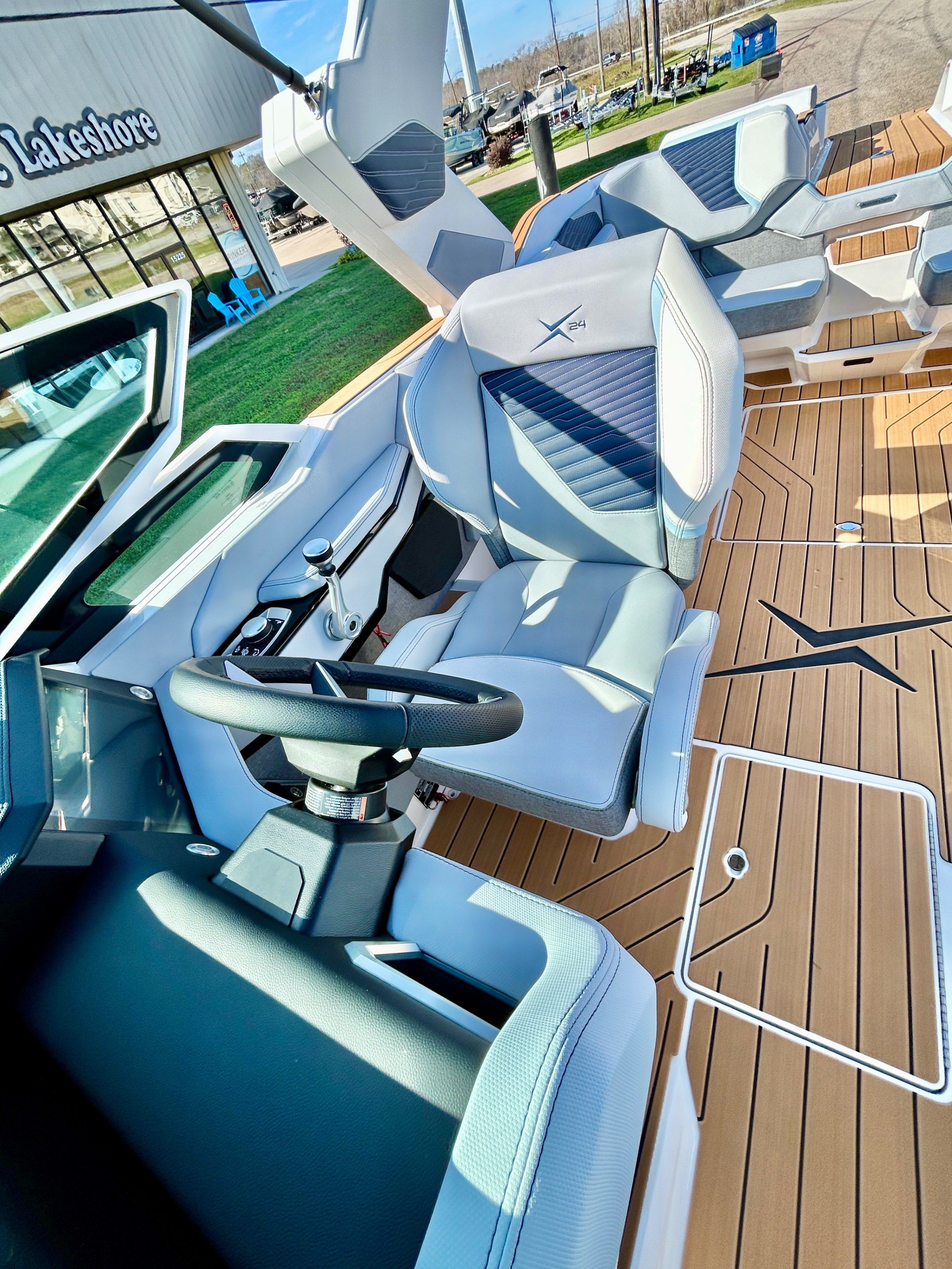 2026 MasterCraft X24 - 28