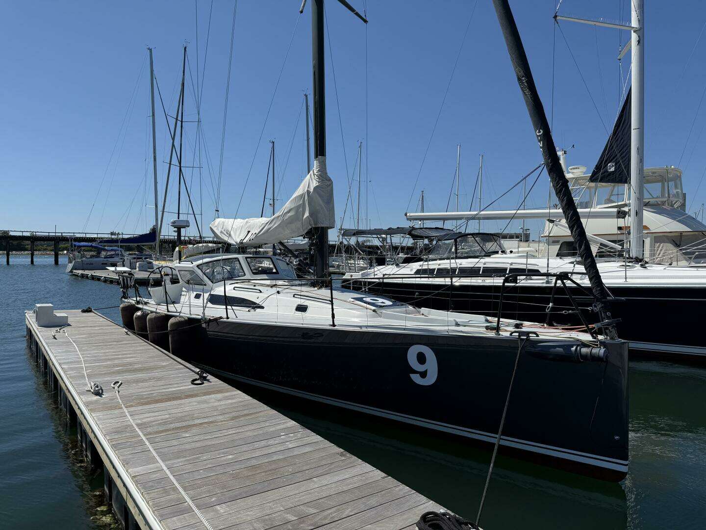 2018 J Boats J121 - Image 7