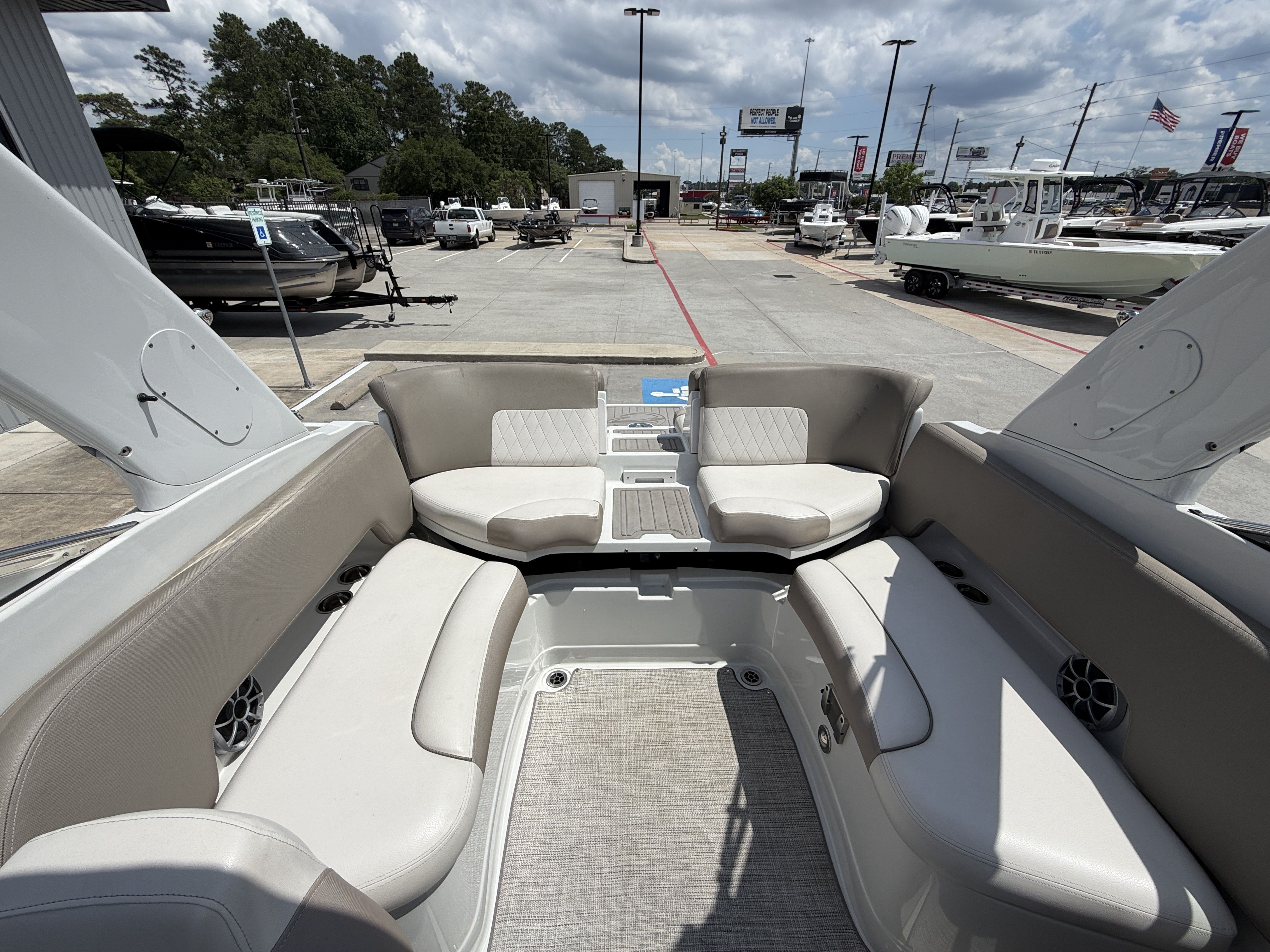 2020 Crownline 265 SS - 15