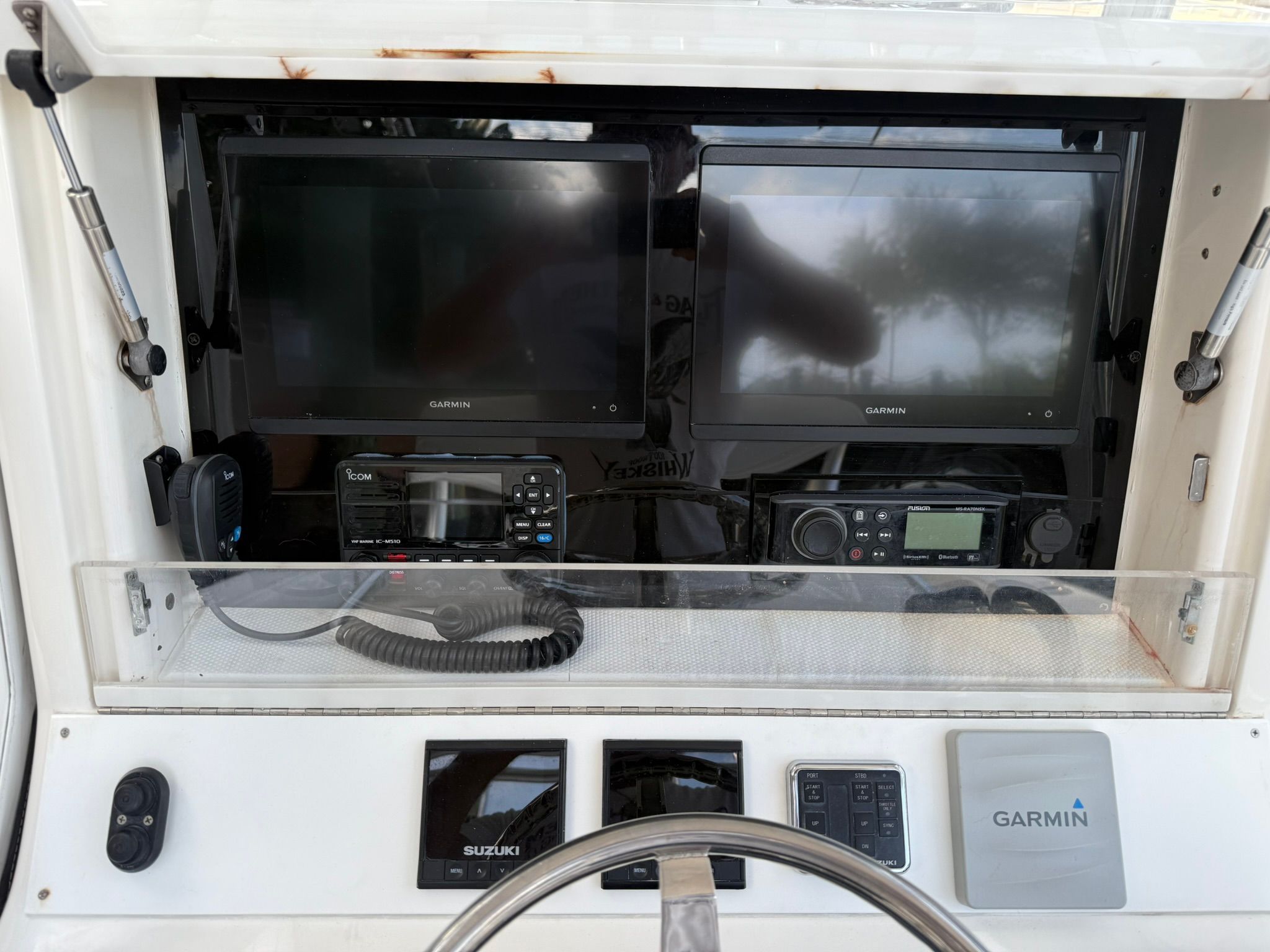 2008 SeaVee 32B - 4