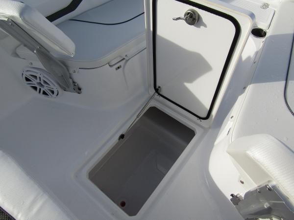 2025 Wellcraft 243 Fisherman boat interior storage compartment.