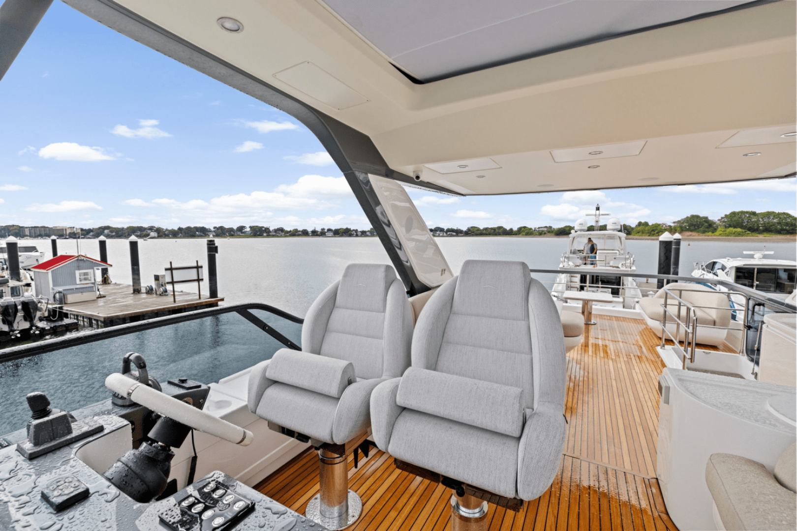 2026 Azimut Fly 68 - Image 56