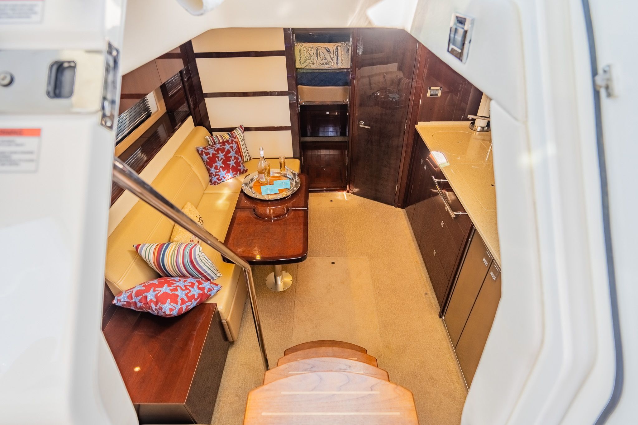 2010 Sea Ray 450 Sundancer - 34