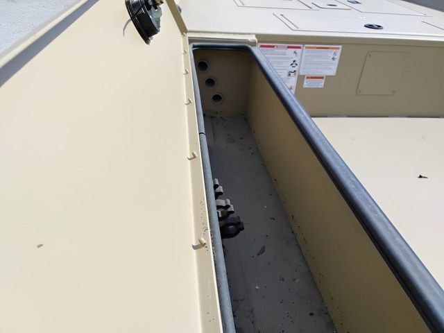2025 Lowe RX1760 - 6