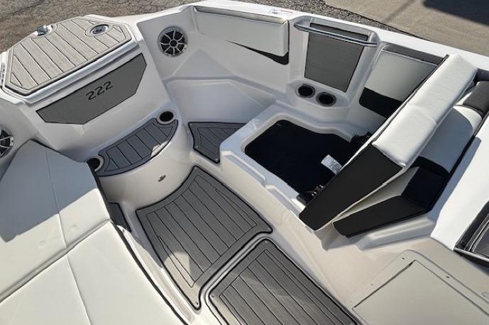2026 Yamaha Boats 222S interior, featuring sleek seating and modern design elements.