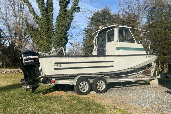1990 Boston Whaler Frontier