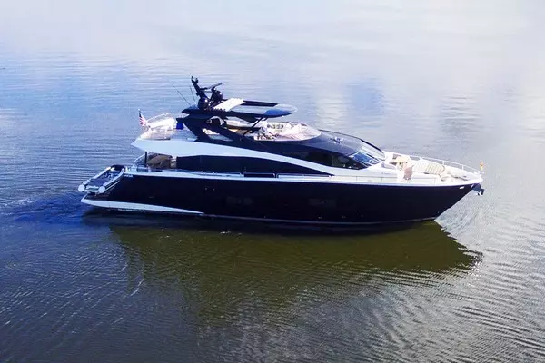 2019 Sunseeker 86 Yacht