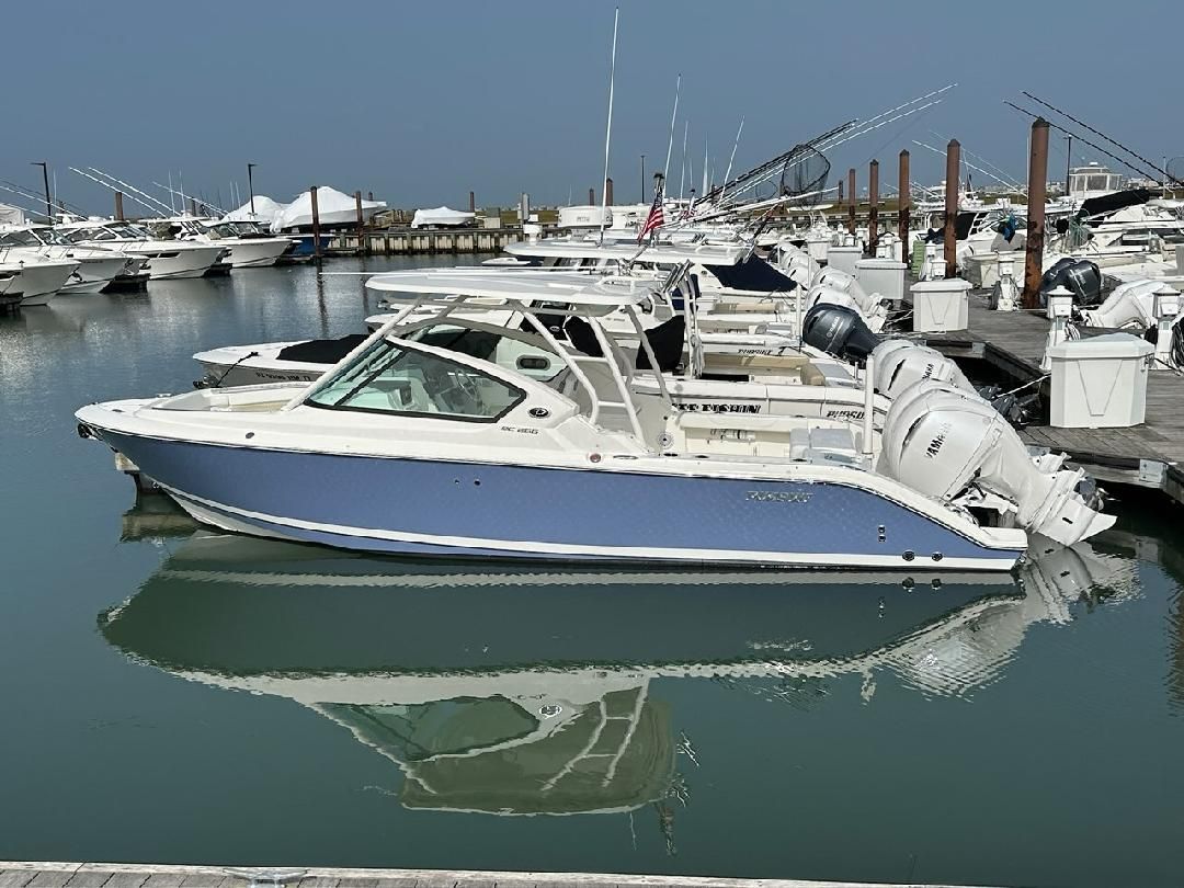 2024 Pursuit DC 266 Dual Console