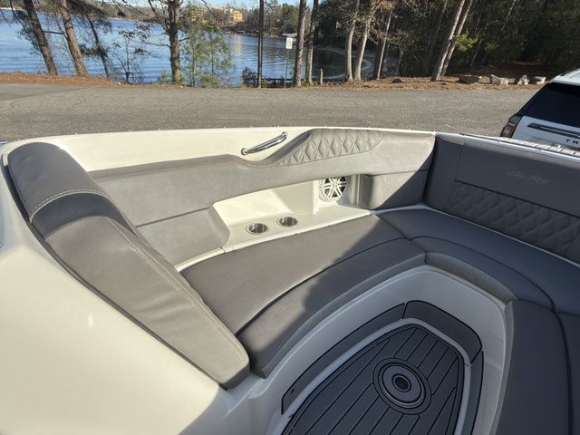 2008 Sea Ray 270 SLX - 14