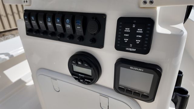 2026 Spyder FX17 Flicker - 24