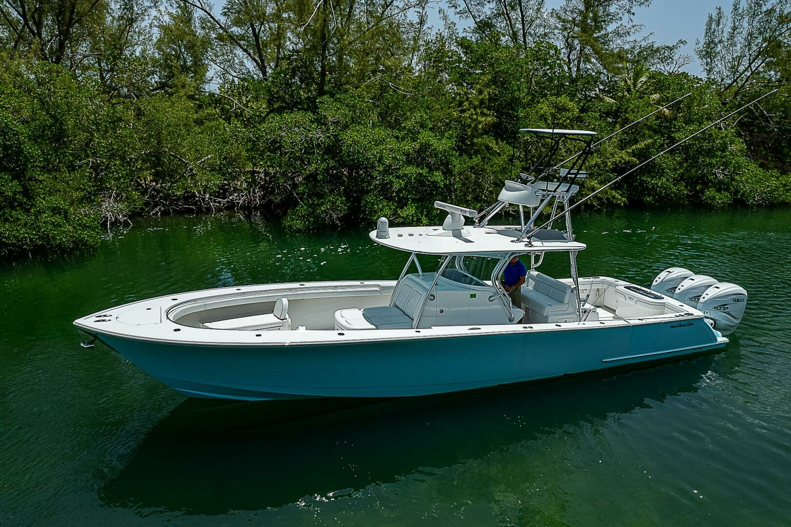 2020 Valhalla Boatworks V-41 Center Console - Image 2
