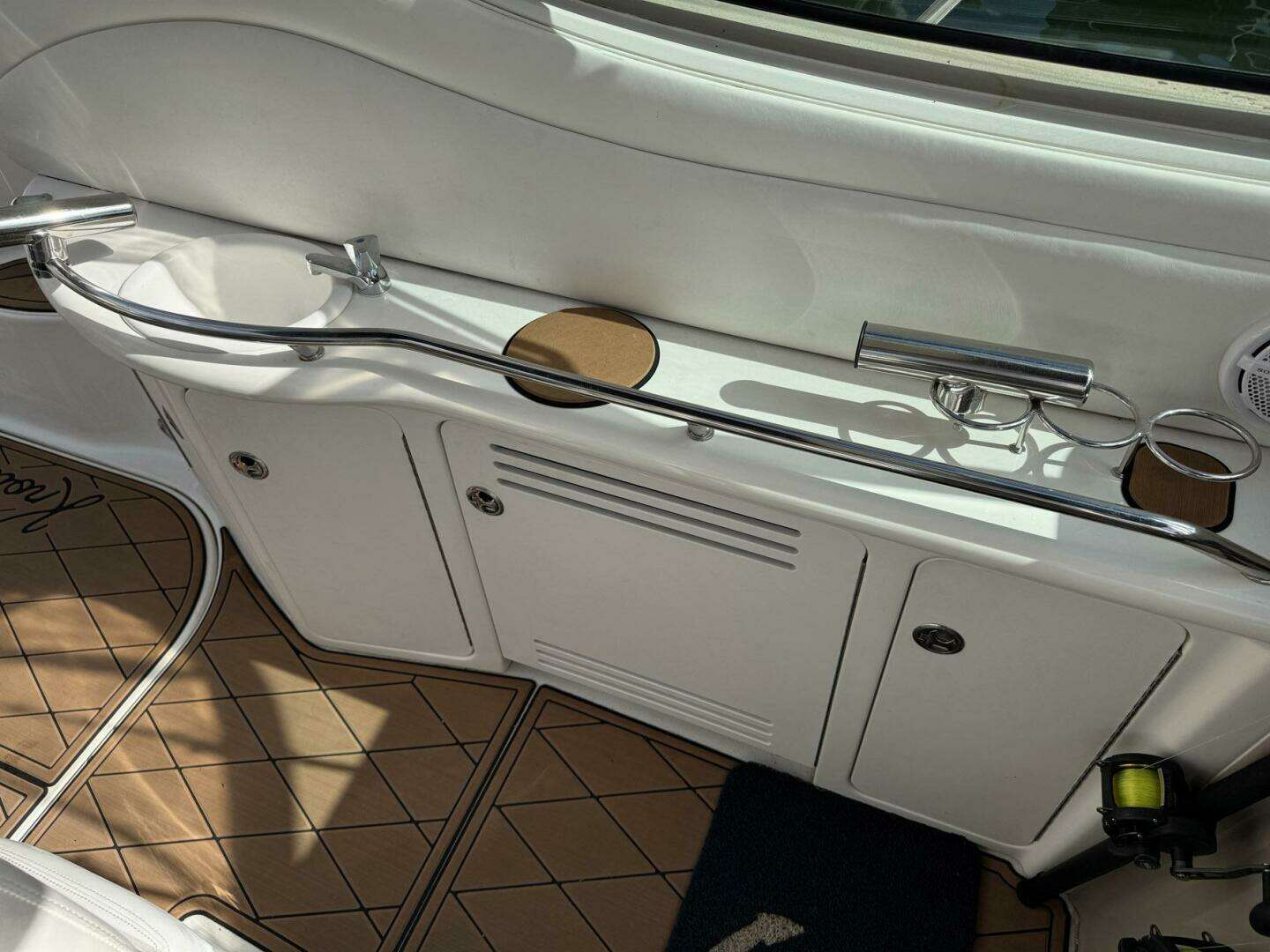 2002 Sea Ray 360 Sundancer - Image 19