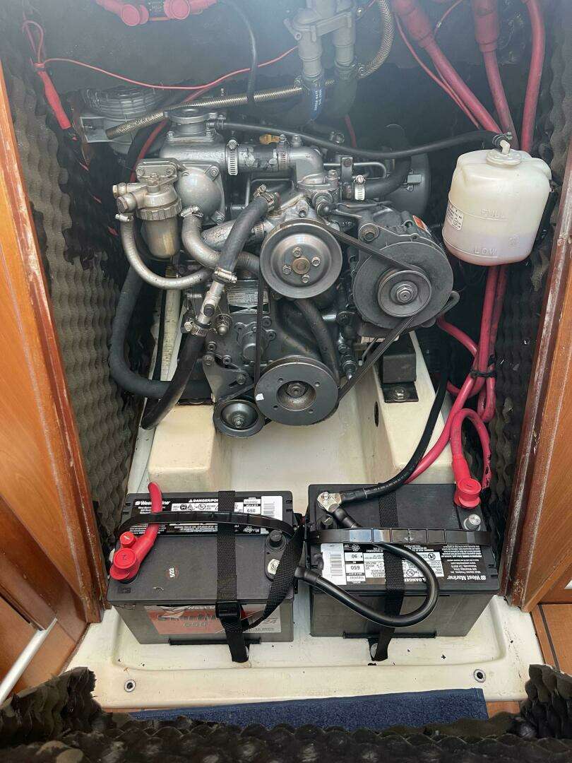 2000 Beneteau 311 - Image 5